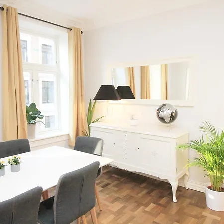 Nordic Host - Deichmans Gate 10 *